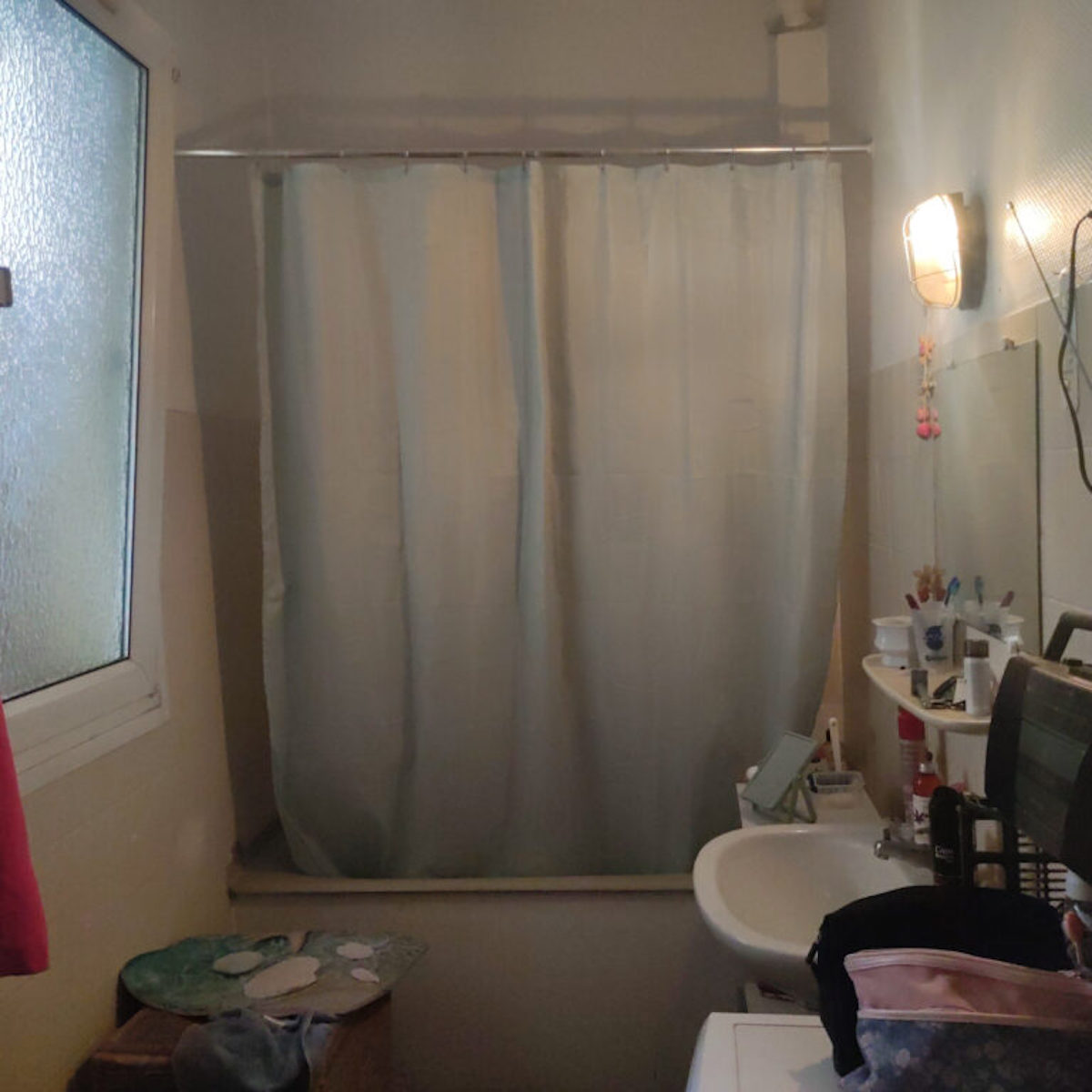 Radia Show 1049: Shower: A Call for Shouts by Ada LaNerd (∏Node)